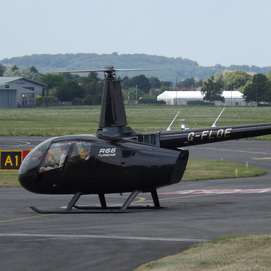 Win a 50 Minute Helicopter Tour Over London For TWO